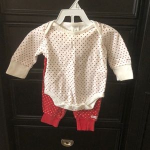 Baby Gap Valentine’s Day outfit